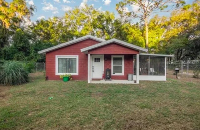 The Cabin! An Unplugged experience in the heart of the Ocala National Forest