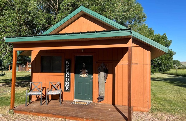 The Cabin at Three Mile