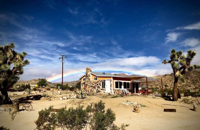 5 Minuten von Joshua Tree Village entfernt. 15 Minuten von JTNP.