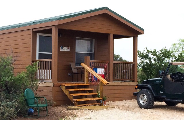 Die Hütte der Chaparral Ranch
