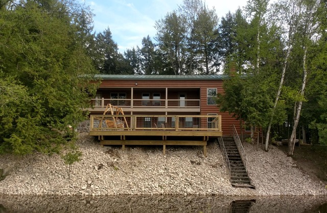 Die Hütte @ Hemlock Hills On Mill Pond ~ Entspannen Sie sich ~ ganzjährig Luxus-Ferienhausvermietung