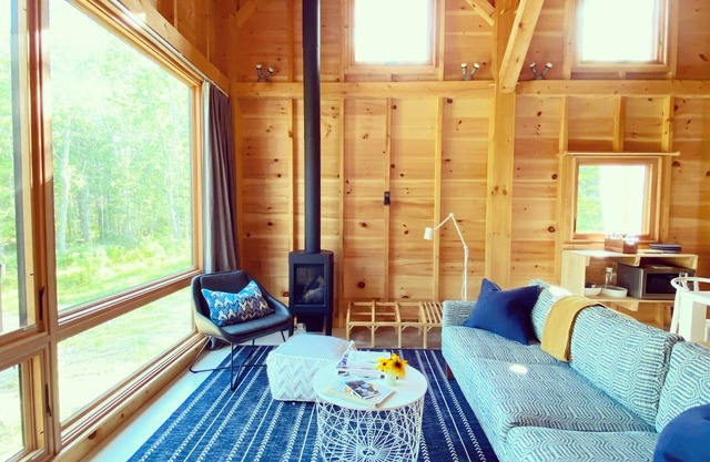 The Cabins at Currier Landing Cabin 2: Meadow