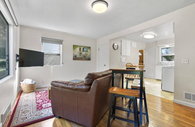 Quiet 3 Bedroom on Spokane's South Hill