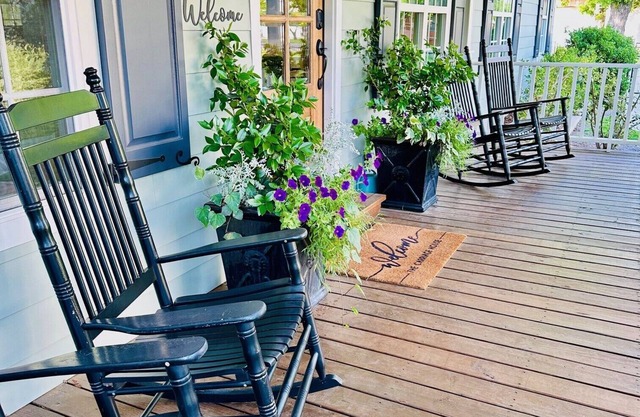 The Carriage House From HGTV's Fixer Upper Season 3