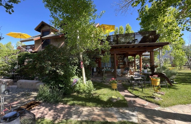 Casa Carmen-die privaten Haus in der Nähe von Taos Ski Valley und das!