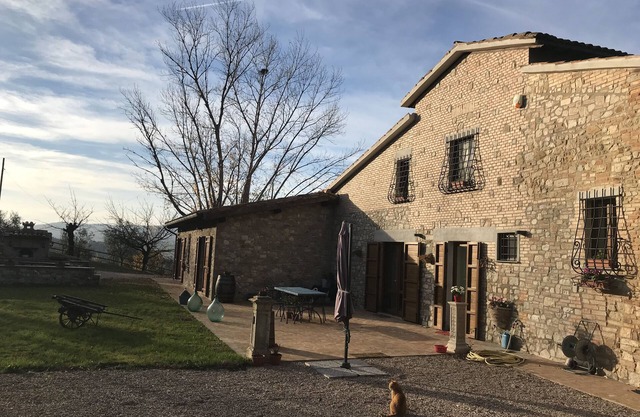 Das Casale di Todi auf den umbrischen Hügeln