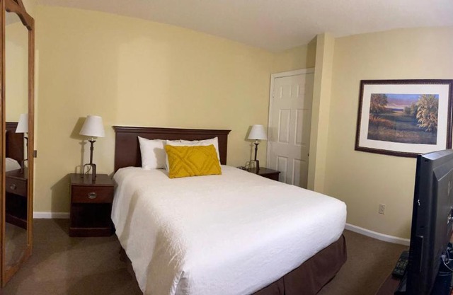 The Central Downtown Inn Suites