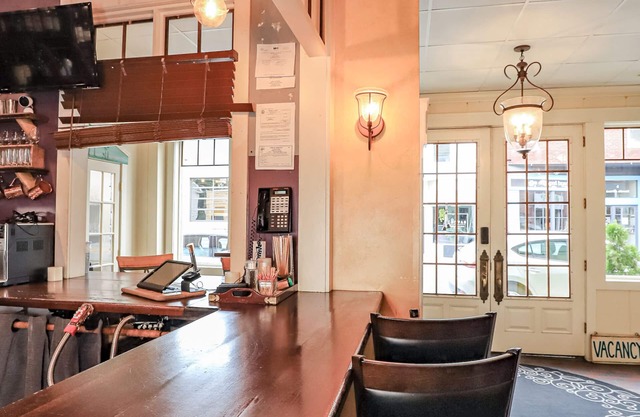 The Charlotte Hotel & Restaurant