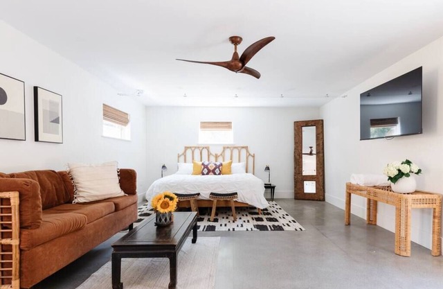 | The Chico Casita | Newly Built Downtown Studio |