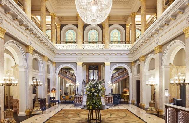 The Clermont London, Victoria