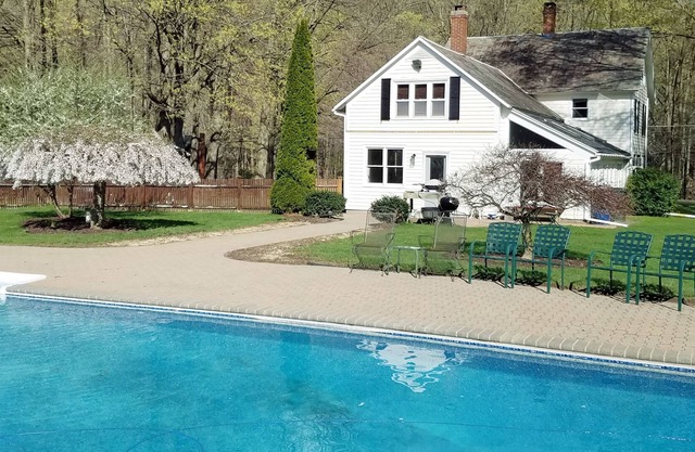 Das Cliffview Farmhouse im Herzen von Horse Country!