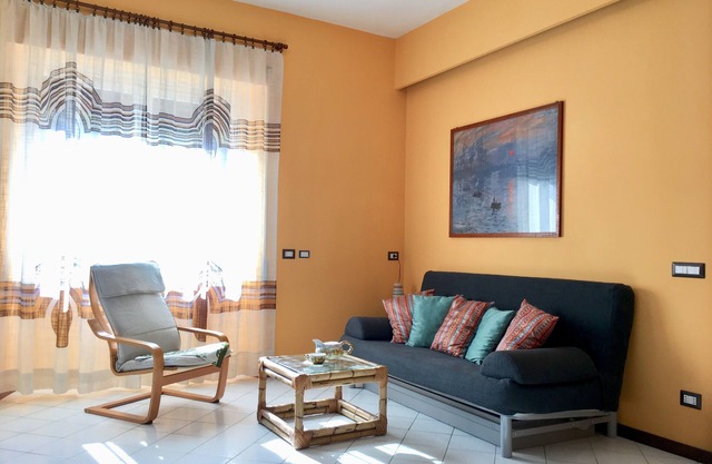The Colored House - Ten Minutes To Colosseum