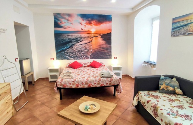 The colors of the sea, comfortable and cozy apartment in the center of Genoa.