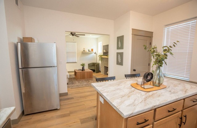 The Condit Home- 1 Bedroom