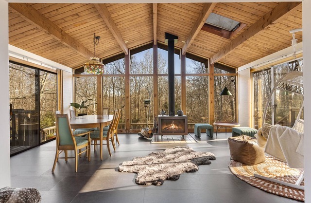 The Connecticut Chalet - On 5 Acres!