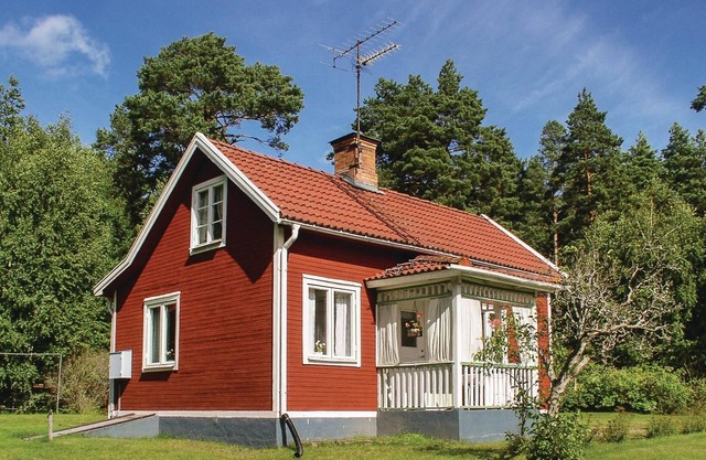 1 Zimmer Unterkunft in Mörlunda