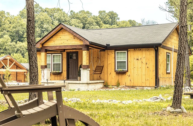 The Cottage @ Jones Farm Venue and Cabins