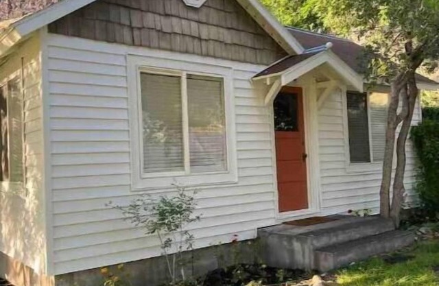 The Countryside Cottage