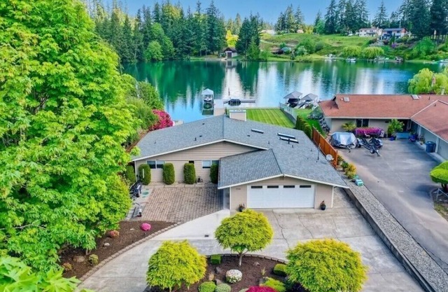 The Cove at Lake Tapps
