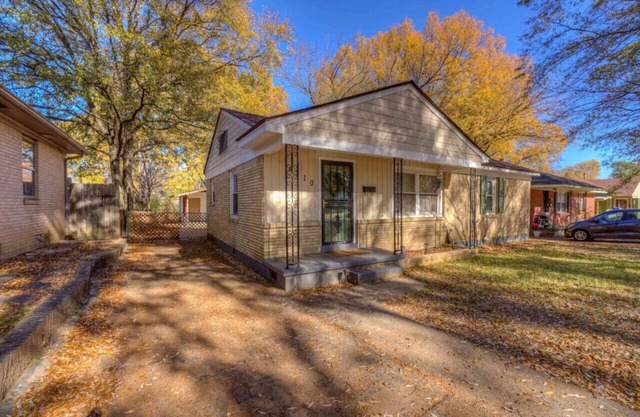 The cozy brick house