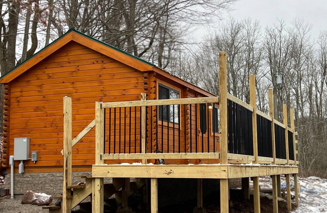 The Cozy Cabin: Mountain Escape at Snowshoe, WV - Brand New!