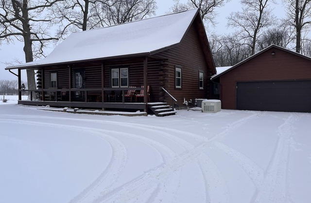 The Cozy Cabin On Long Point