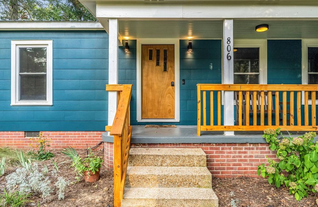 The Cozy Coop: Charming 2-Bedroom Starkville House Walking Distance from Campus!