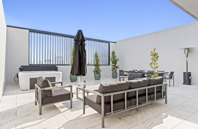 The Cube on Upper Queen Street