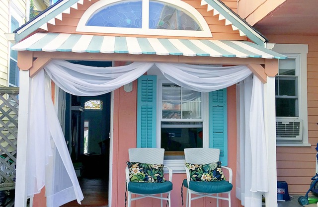 "Cupcake" Guest House, 2 Blocks vom Strand in Ocean Grove entfernt, bietet Platz für 2-3 Personen