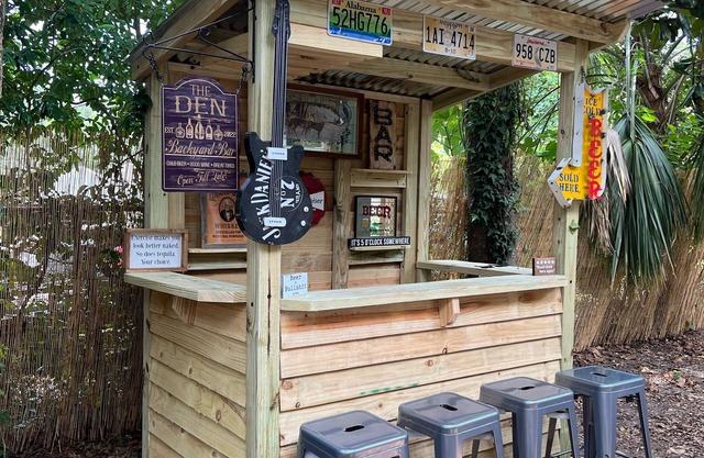The Den w/ Pool Table & Outdoor Bar - 10 min walk to beach!