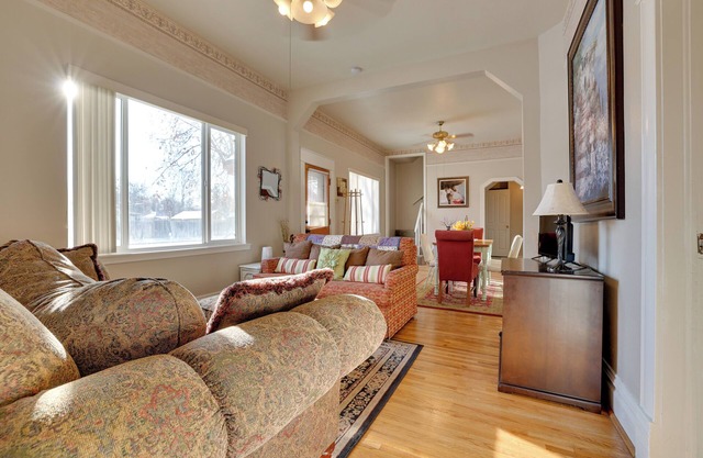 'The Diamond Bungalow' - Cozy Caldwell Home!