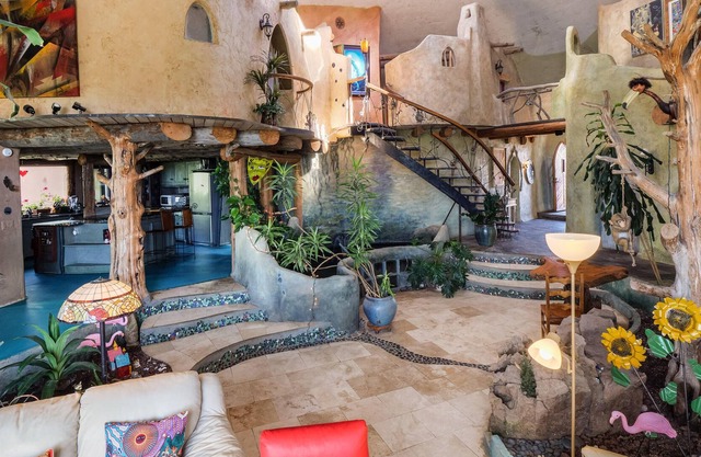 The Dome House in Taos