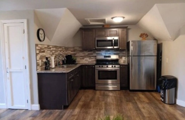 The Double-Loft at The North End New 2BR APT. PVD