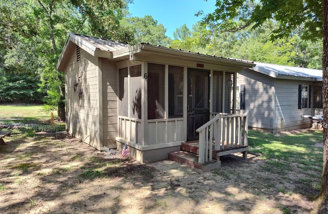 Wirklich süße, rustikale Hütte am Lake Sam Rayburn, Tx - Hütte 6