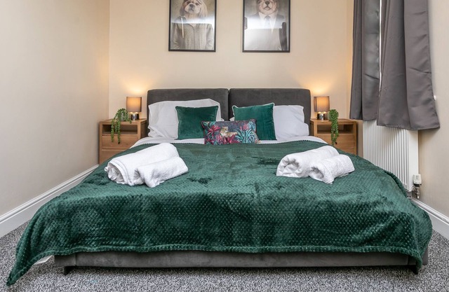 The Durham Place - Exceptionally spacious five bedroom house in Buckshaw Village