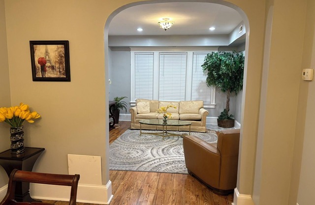 The Elegant Spring House Loft