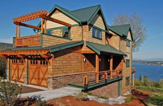Panoramablick von Comfortable & Contemporary Home