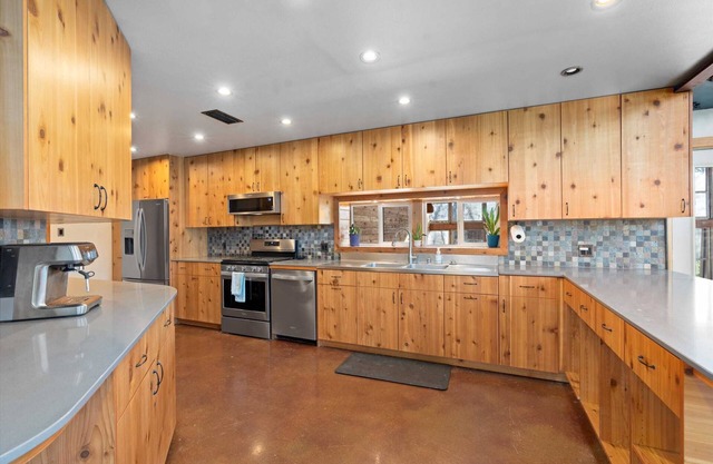 The Enchanted Forest - Private&Secluded + Acreage!