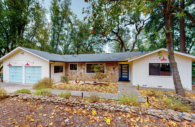 The Enso Sonoma, Gated Oasis in Heart of Wine Country | Private Hot Tub, Deck
