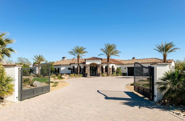 The Estate at Via Las Palmas