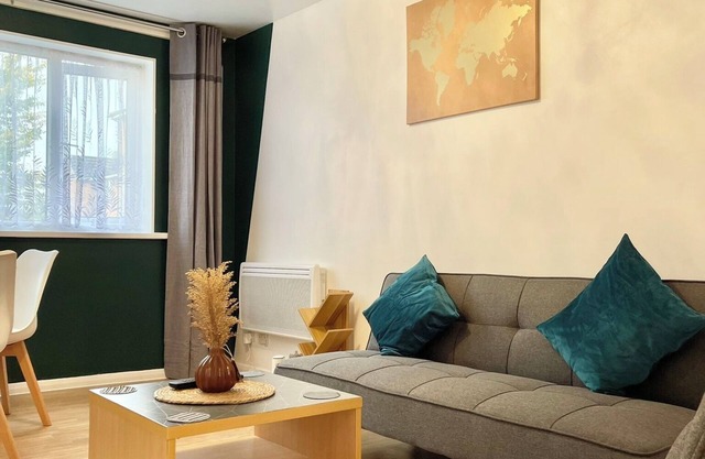 The Express Apartment