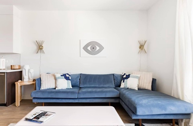 The Eye One-Bedroom Suite