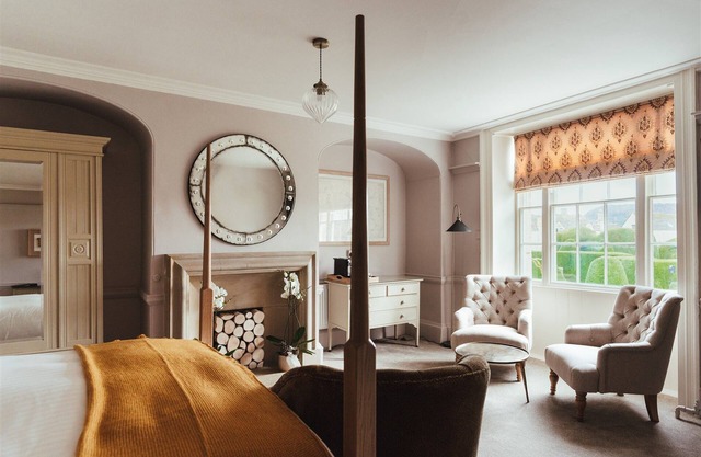 The Falcon Painswick