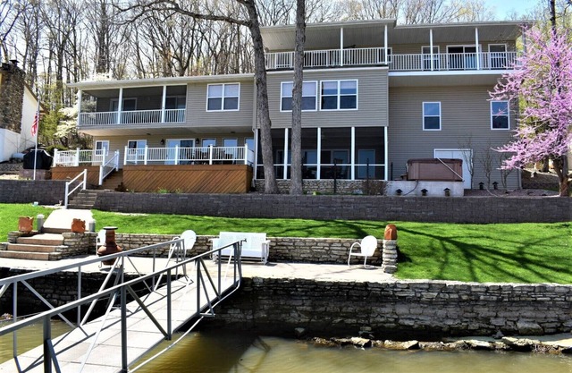 The Family Jewel at the Lake