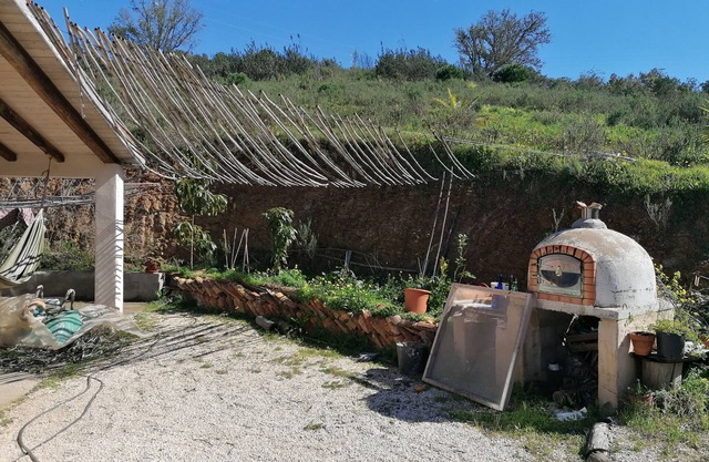 The Farm, Maria Serrao Aljezur