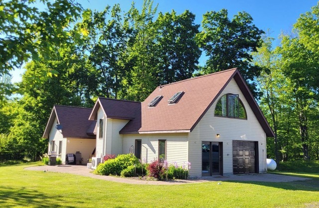 The Farmhouse At Aura Orchards