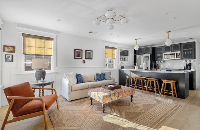 The Fireplace Suite | Cozy Downtown Abode