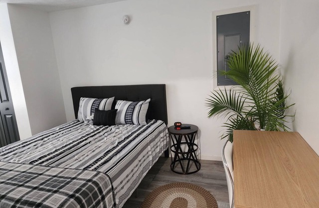 The Flat on Main