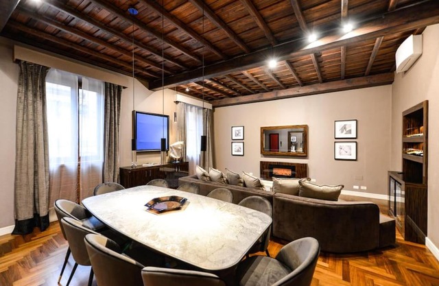 The Frattina - Luxury Serviced Apartment