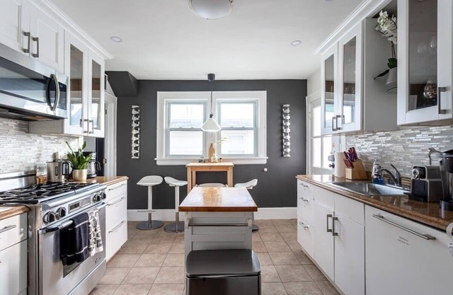 The Fred Deluxe 7 BR by I95, Train, HarborVw, Stamford Beaches & Workspace